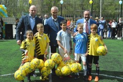 В Україні триває успішна реалізація держпрограми з будівництва міні-майданчиків для футболу