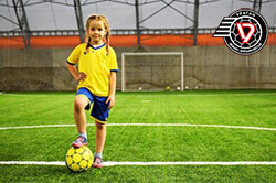 Академія НФК Ураган оголошує набір дівчат віком від 7-9 років для занять з футболу!