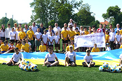 В Івано-Франківську відбувся дитячий фестиваль Відкриті уроки футболу