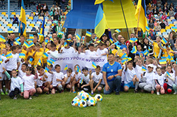 У Надвірній відбувся дитячий фестиваль Відкриті уроки футболу