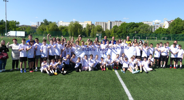 Відкриті уроки футболу