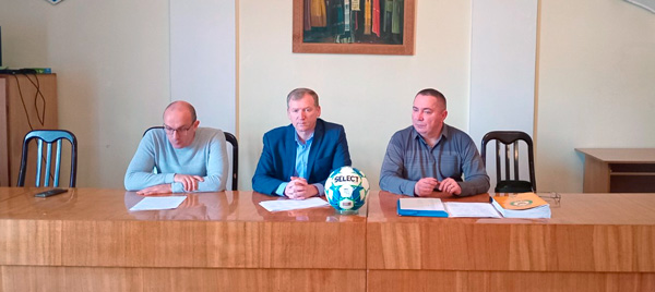 Звітні конференції районних асоціацій футболу